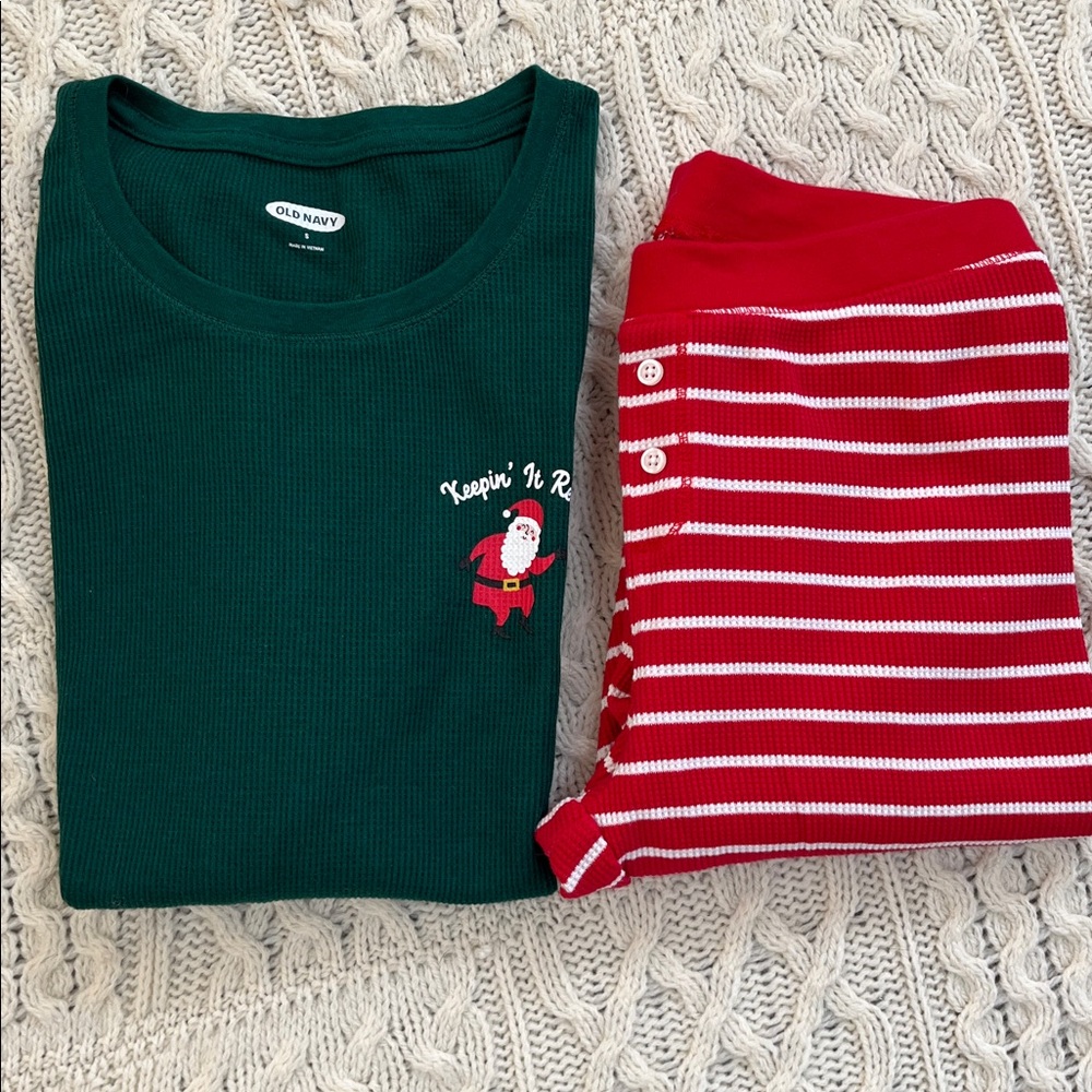 Old Navy Women's Holiday Pajama Set Size Small Waffle Knit Thermal Top and Pants